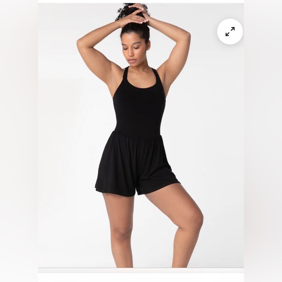 Imbodhi shorts romper - Picture 3 of 3